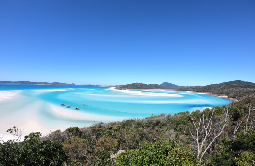 Whitsunday Islands and Heart Reef